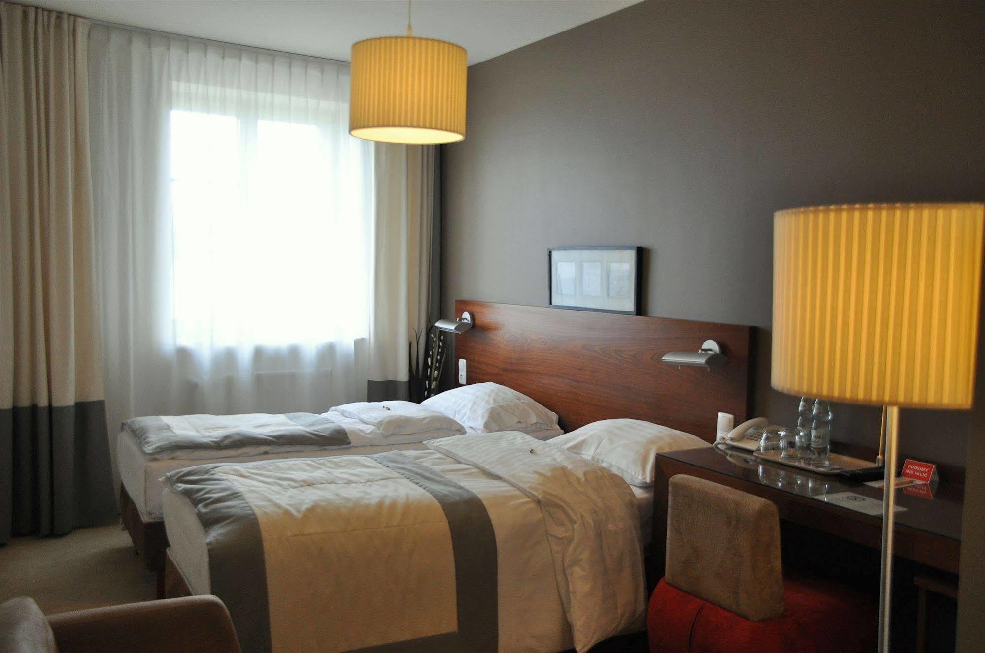 Hotel Atrium Elblag Esterno foto